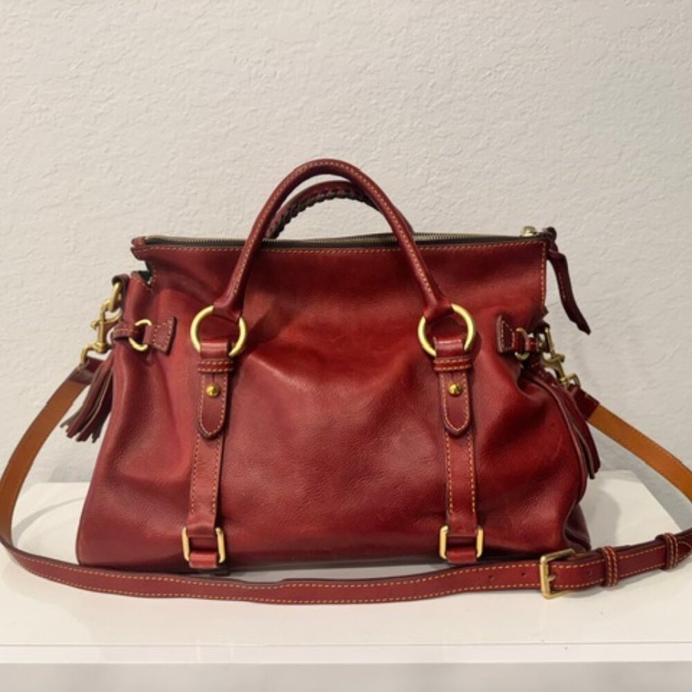 Dooney & Bourke Florentine Leather Satchel Large– Excellent Condition – Burgundy